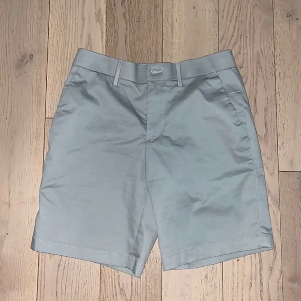 Banana Republic Aiden‎ Short Chino (worn once)